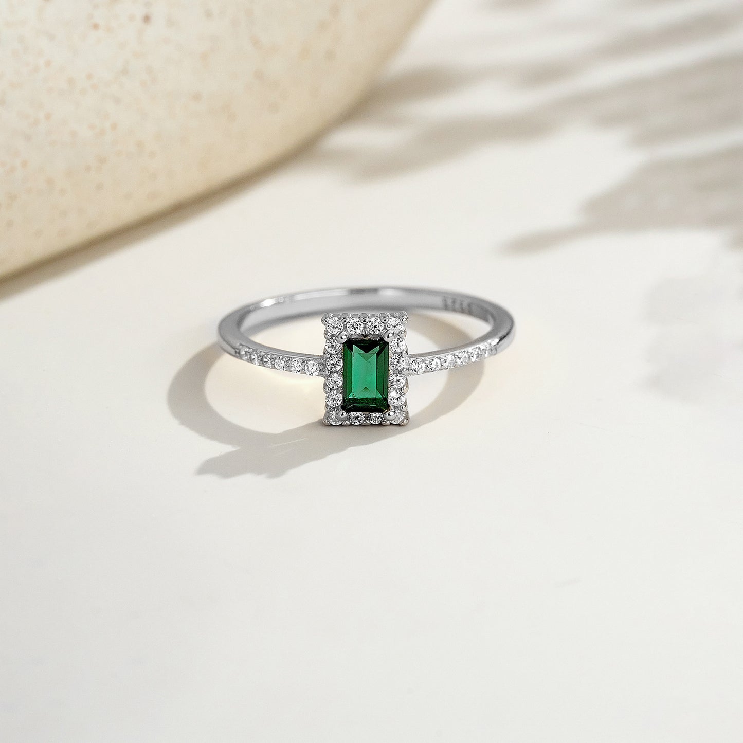 Beccarite Ring
