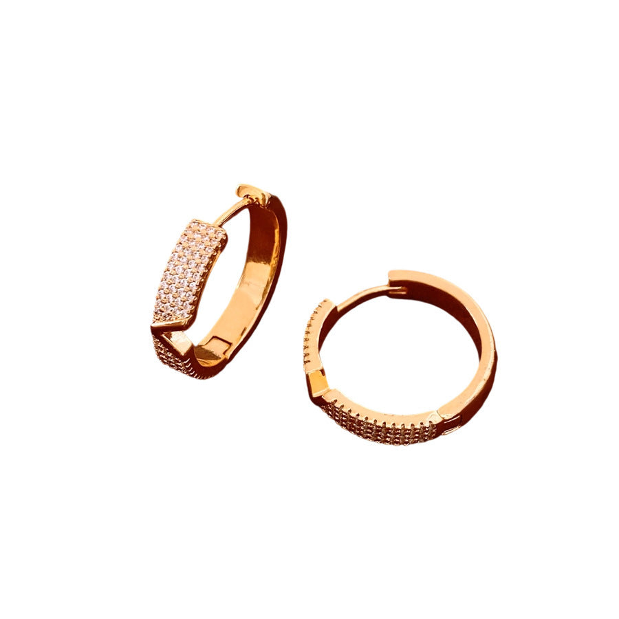 Versatile Letter Round Ear Clip