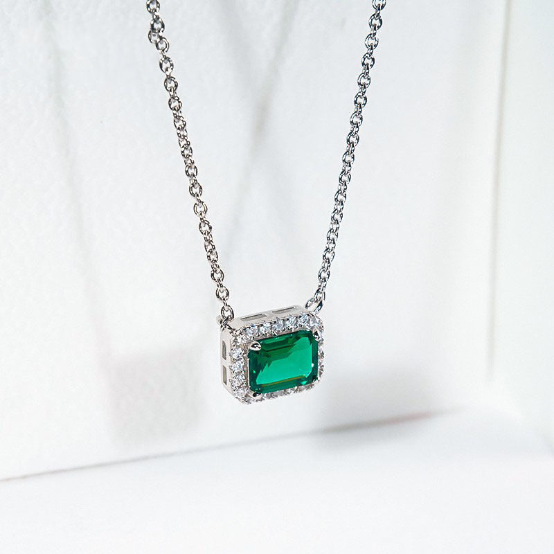 Green Rock Plated Necklace