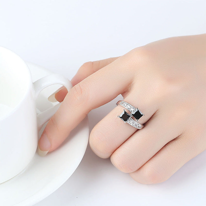 Retro Zircon Ring