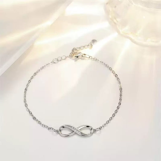 Mobius Strip Diamond Bracelet